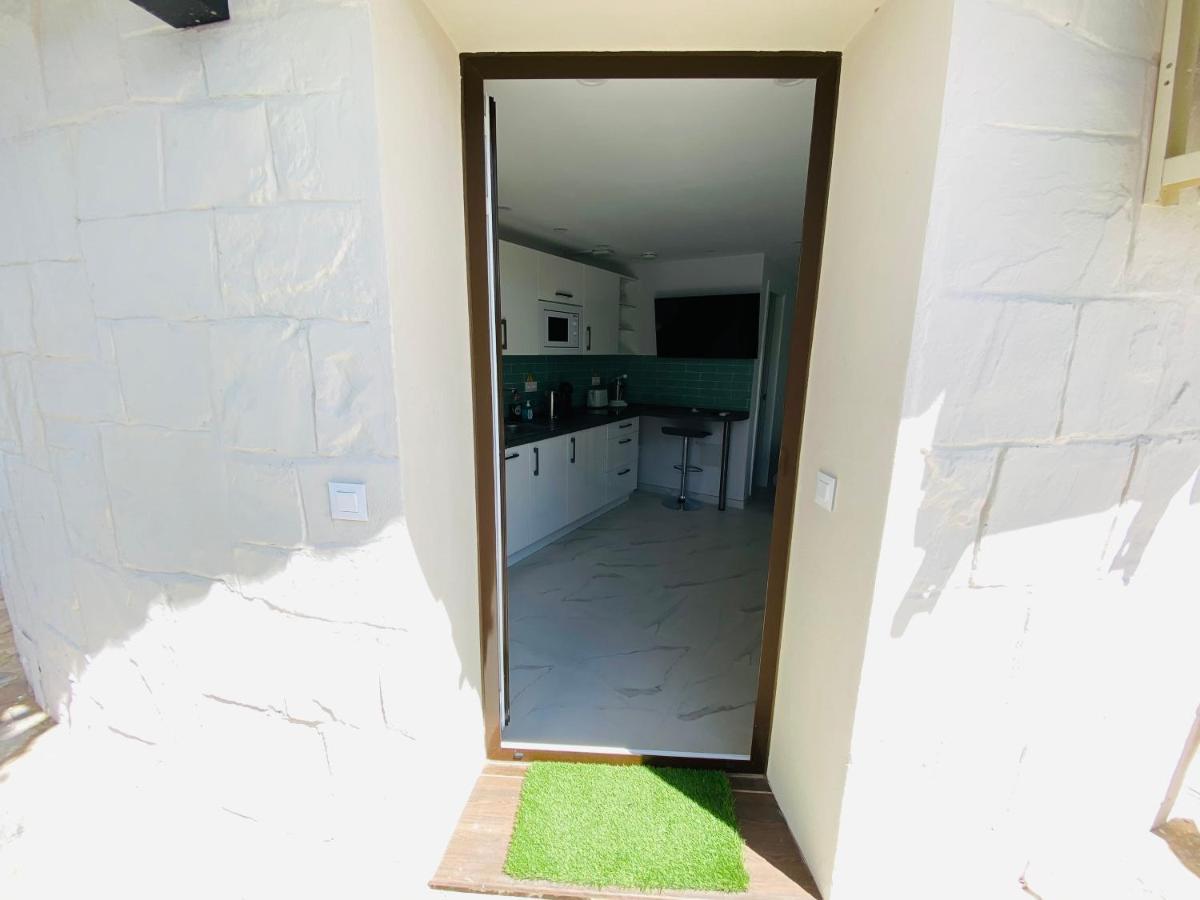 Studio-near The Beach, Bbq And Seawater Pool Appartement *