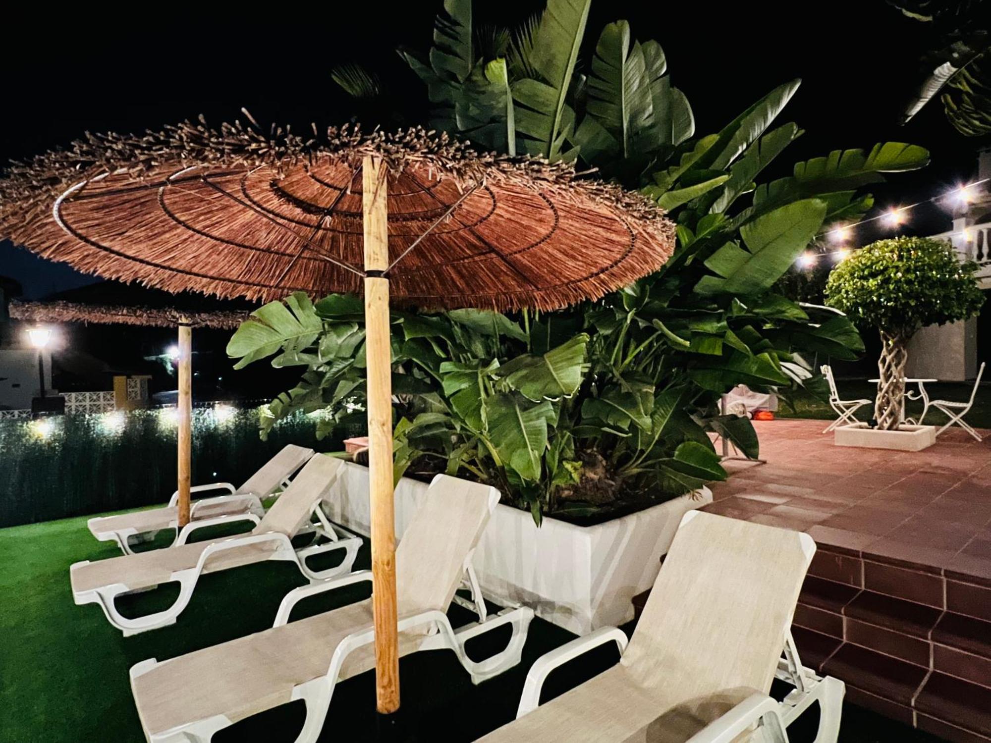Appartement Studio-near The Beach, Bbq And Seawater Pool