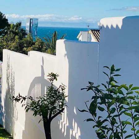 Apartments With Tropical Garden And Sea Water Pool Marbella Exterior photo