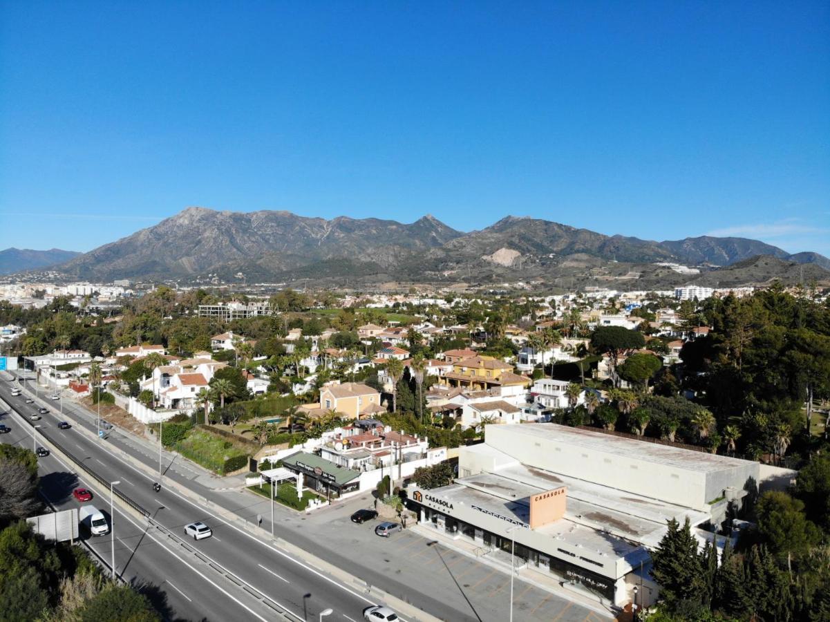 Apartments With Tropical Garden And Sea Water Pool Marbella